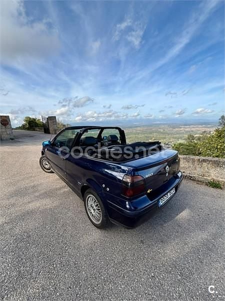 Occasion VW Golf Cabriolet Edition 115 ch (84 kW) 2002 Bleue Cabriolet