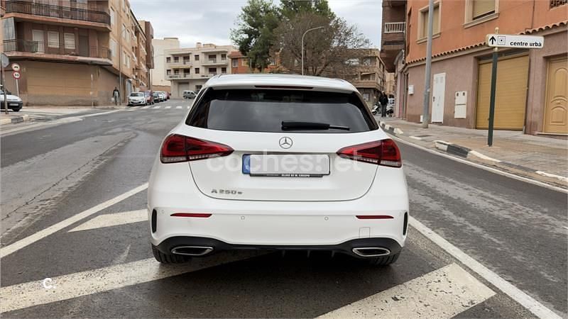 Usado Mercedes A250 218 CV (160 kW) 2022 Blanco Berlina