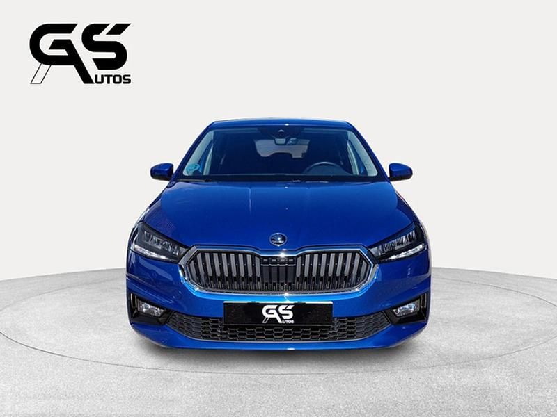 Usado Skoda Fabia Selection 116 CV (85 kW) 2025 Azul Utilitario
