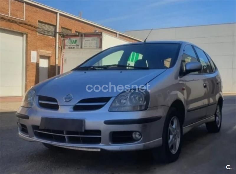 Gris / plata Usado 2005 Nissan Almera Visia Berlina | 3000 € (Un poco caro) - Imagen 1/4