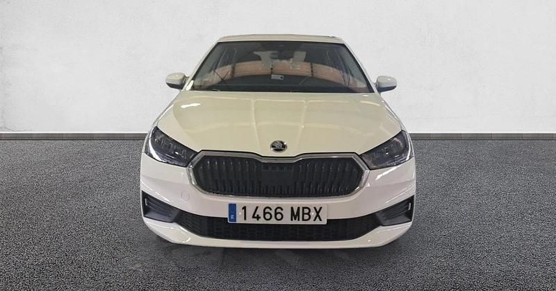 Usado Skoda Fabia Active 95 CV (69 kW) 2022 Utilitario