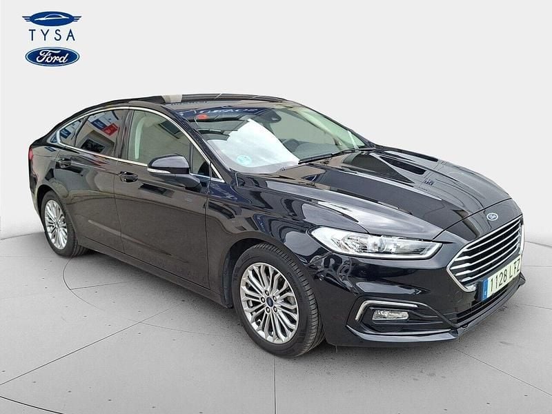Usado Ford Mondeo Titanium 150 CV (110 kW) 2021 Negro Berlina