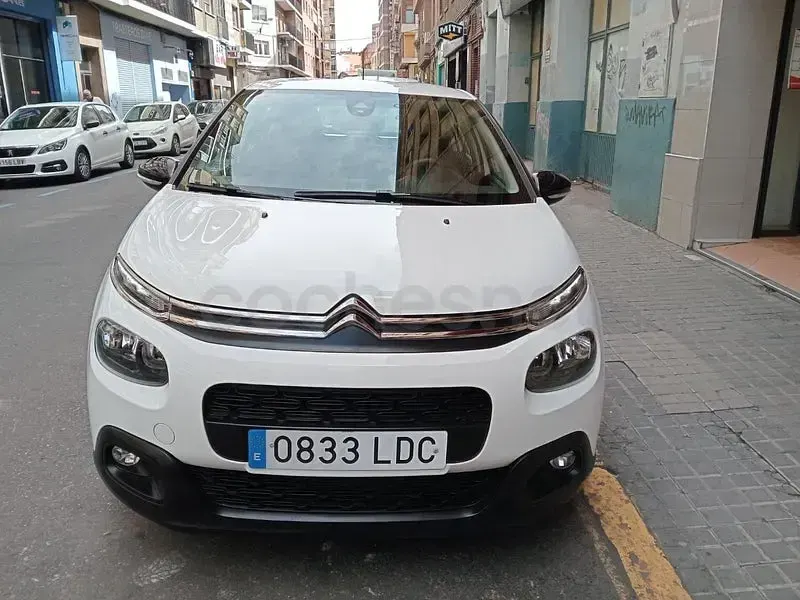 Usado Citroën C3 Feel 99 CV (72 kW) 2019 Blanco Utilitario
