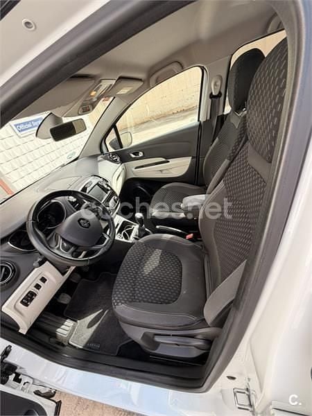 Usado Renault Captur LIMITED 90 CV (66 kW) 2019 Blanco SUV