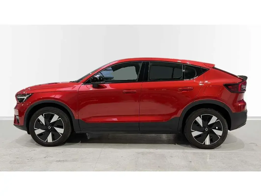 Usado Volvo EC40 Core 175 kW (238 CV) 2024 Rojo SUV