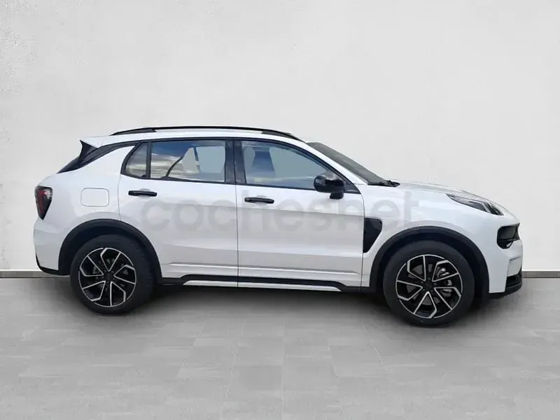 Usado Lynk & Co 01 276 CV (202 kW) 2026 Blanco SUV