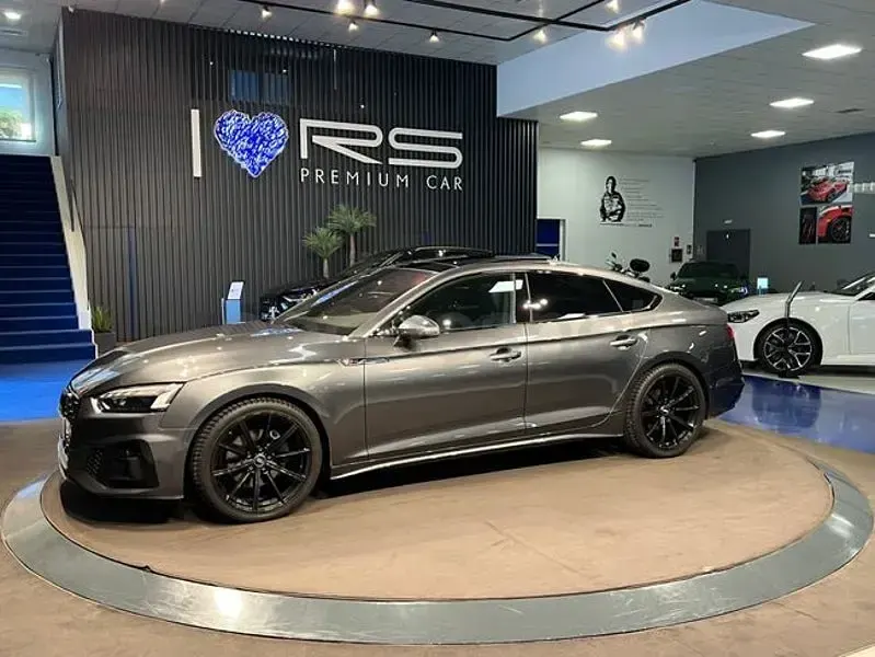 Usado Audi A5 Sportback S-Line 204 CV (150 kW) 2023 Gris Utilitario