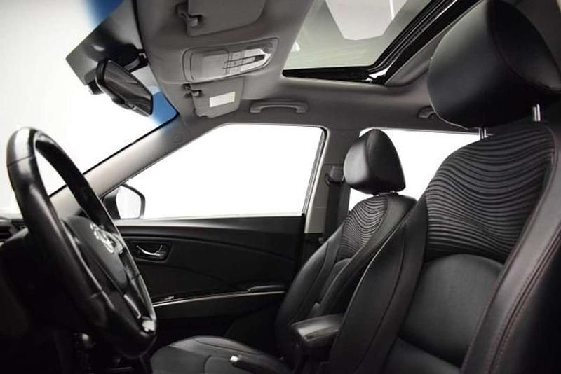 Usado Ssangyong (KGM) XLV Limited 116 CV (85 kW) 2017 Negro SUV