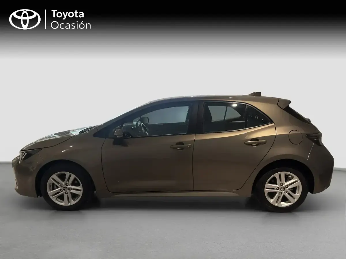 Usado Toyota Corolla Active 122 CV (89 kW) 2021 Amarillo Berlina
