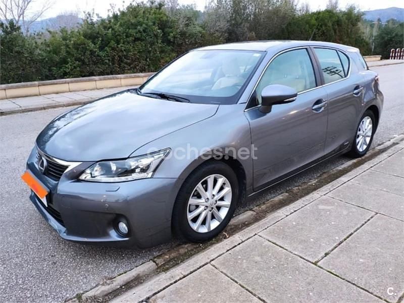 Gris / plata Usado 2013 Lexus CT200h Berlina | 14.500 € (Un poco caro) - Imagen 1/4