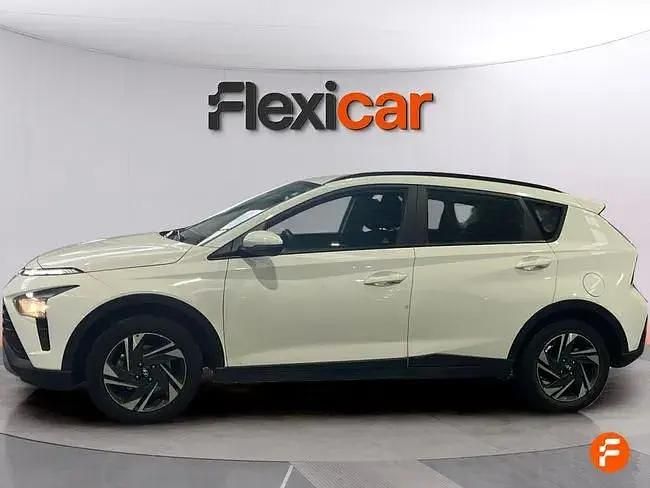 Usado Hyundai Bayon 84 HP (61 kW) 2023 Branco SUV