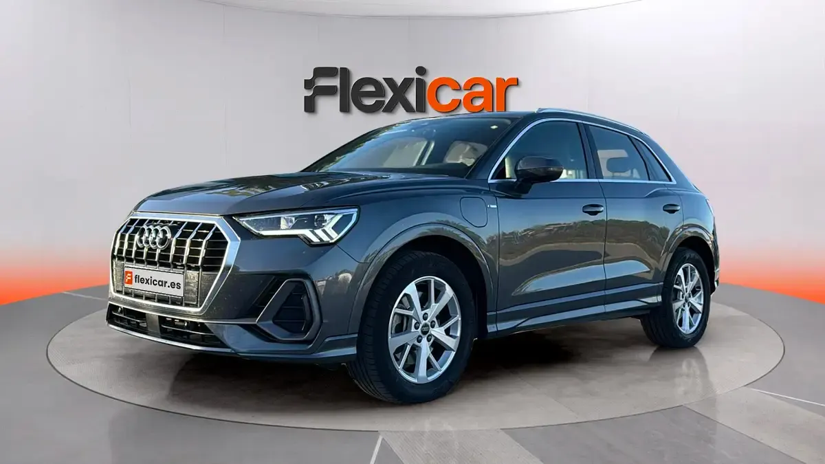 Usado Audi Q3 S-Line 245 CV (180 kW) 2023 Gris SUV