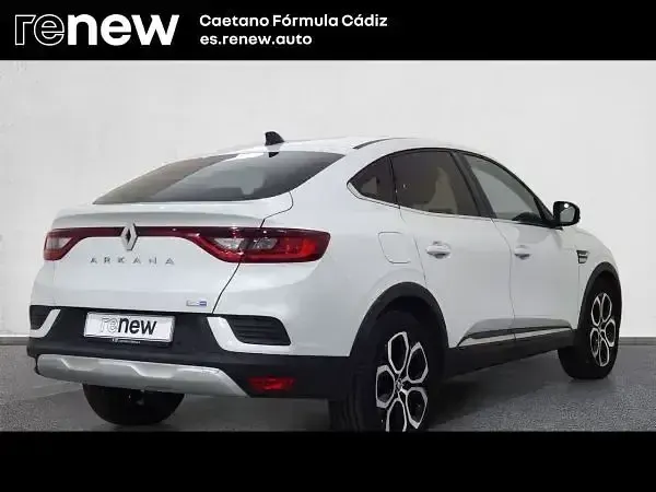 Usado Renault Arkana Zen 145 CV (106 kW) 2021 Blanco SUV