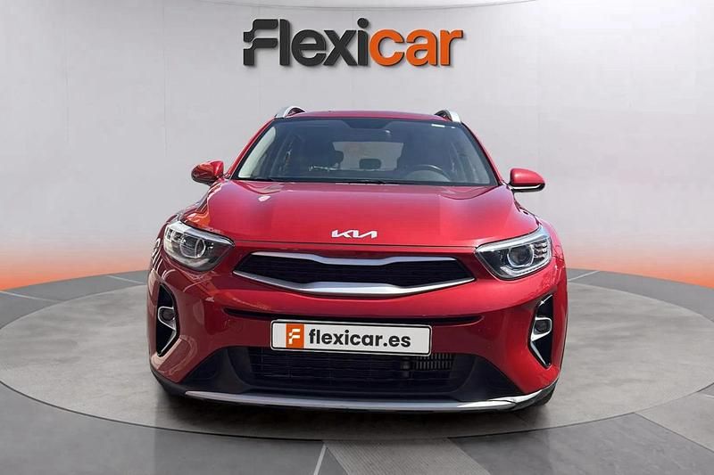 Usado Kia Stonic 101 CV (74 kW) 2022 Rojo SUV