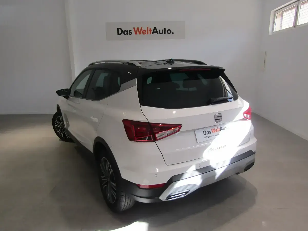 Usado Seat Arona Xperience 115 CV (84 kW) 2025 Blanco SUV