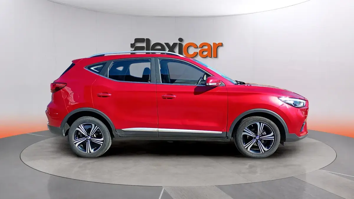 Begagnad MG ZS Comfort 116 HK (85 kW) 2025 Röd SUV