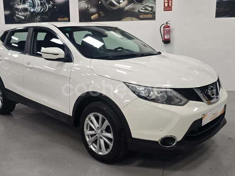 Usado Nissan Qashqai Acenta 110 CV (80 kW) 2015 Blanco SUV