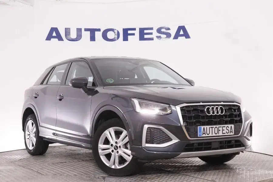 Usado Audi Q2 116 CV (85 kW) 2024 Gris SUV