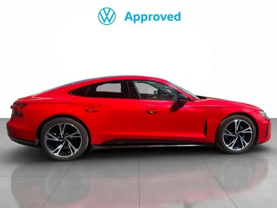 Usado Audi e-tron GT quattro 350 kW (476 CV) 2023 Rojo Berlina