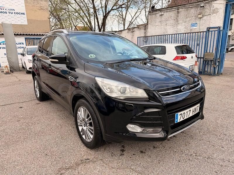 Usado Ford Kuga Trend 140 CV (102 kW) 2013 Negro SUV