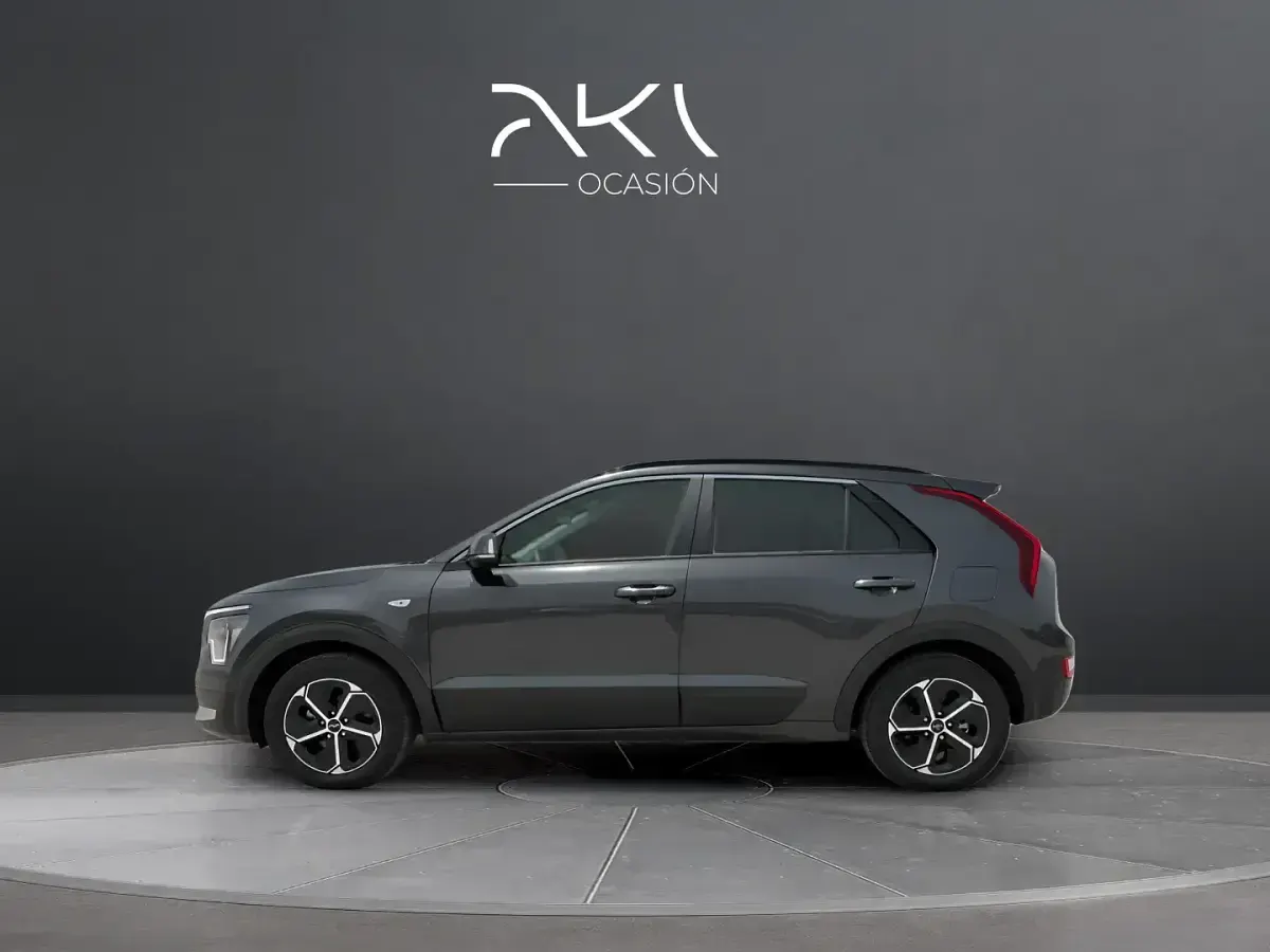 Usado Kia Niro 129 CV (94 kW) 2025 Gris SUV