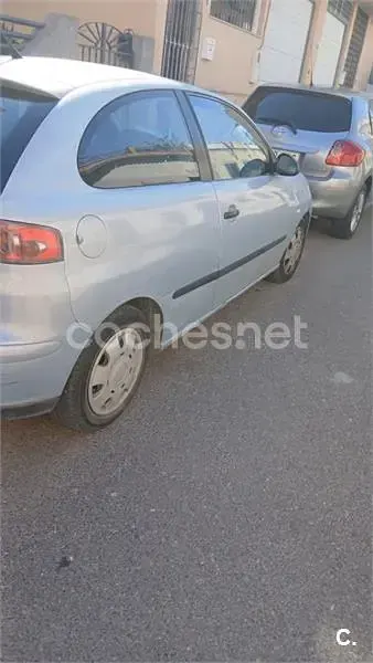 Usado Seat Ibiza Stella 64 CV (47 kW) 2003 Blanco Utilitario