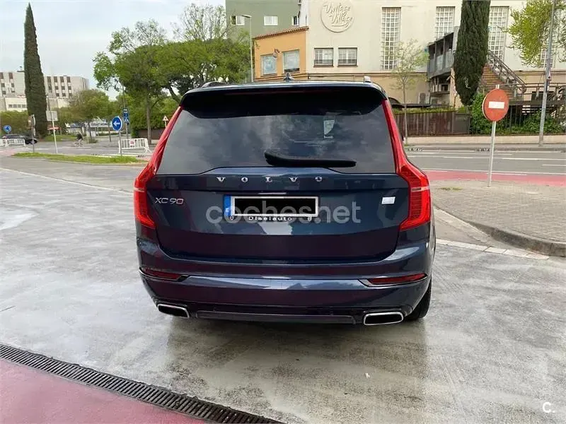 Usado Volvo XC90 R-Design 390 CV (286 kW) 2020 Gris / plata SUV