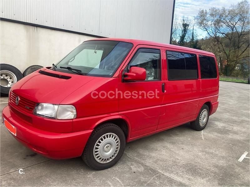 Usado VW Multivan 130 CV (95 kW) 2003 Rojo Van