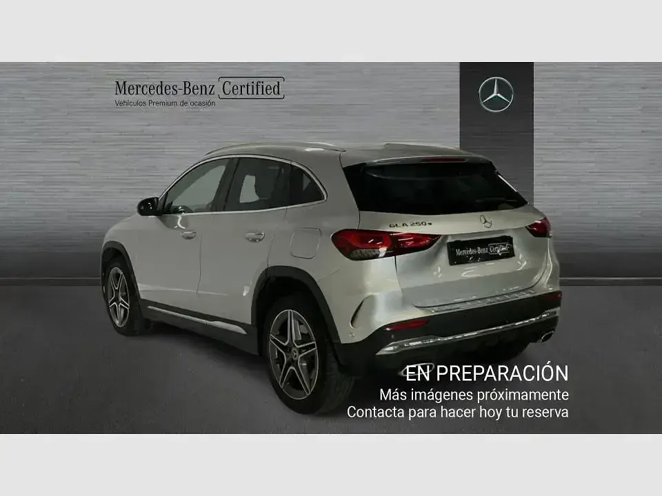 Usado Mercedes GLA250 218 CV (160 kW) 2022 Gris SUV