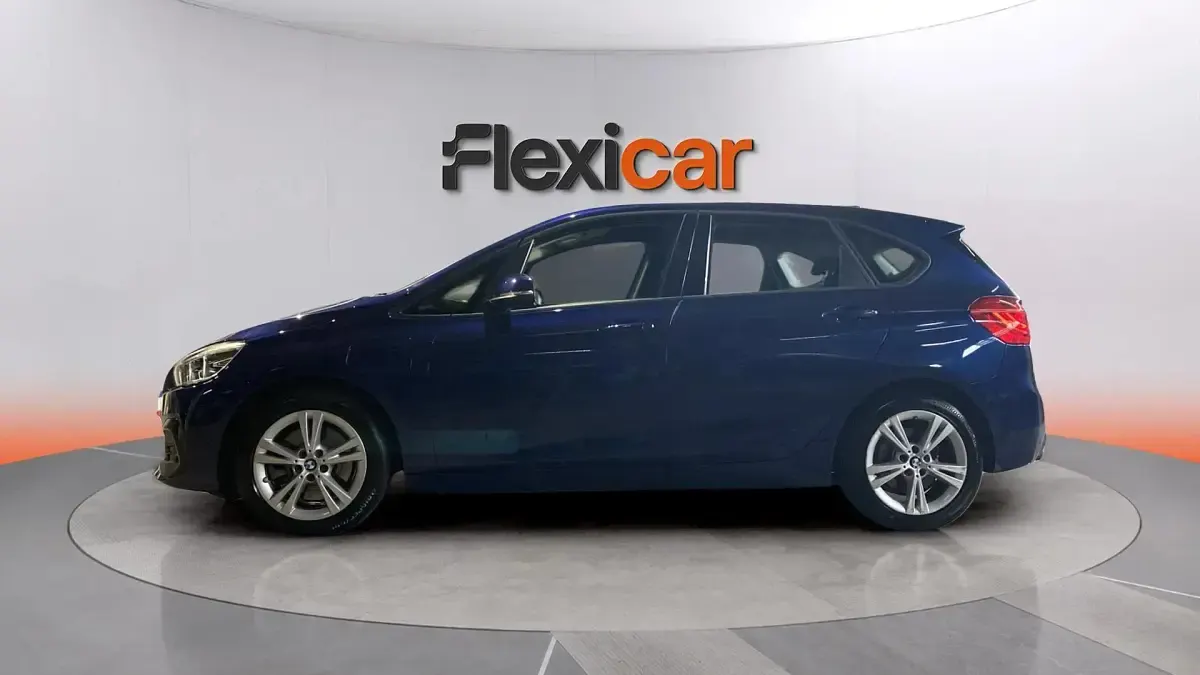 Usado BMW 225 Active Tourer iPerformance 224 CV (164 kW) 2020 Azul Monovolumen