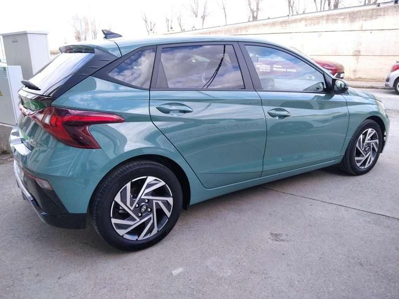 Nuevo Hyundai i20 101 CV (74 kW) 2025 Verde Utilitario