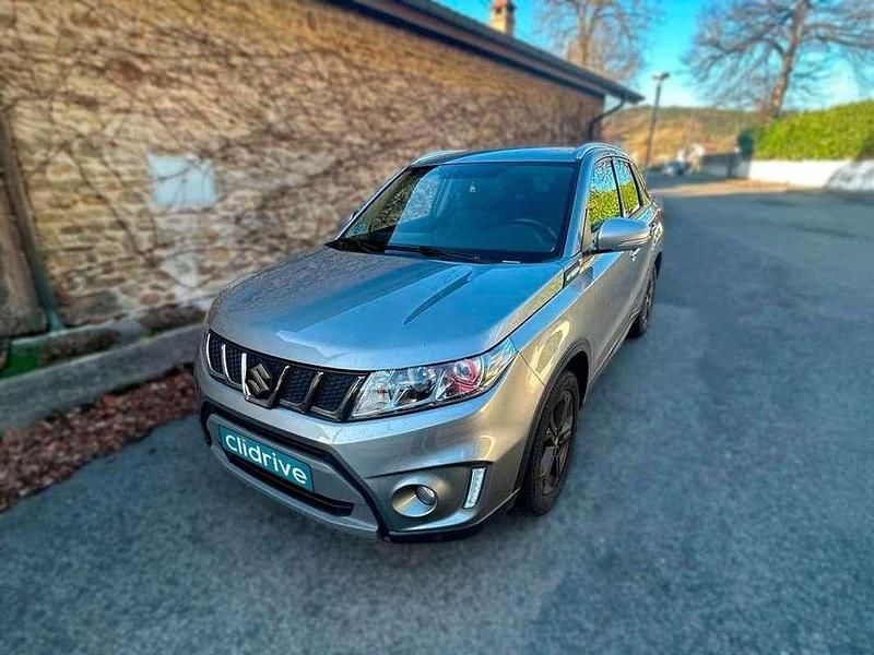 Usado Suzuki Vitara 140 CV (102 kW) 2017 Gris SUV