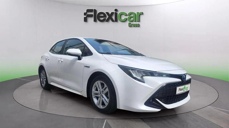 Używany Toyota Corolla Active 122 KM (89 kW) 2021 Sedan/Limuzyna