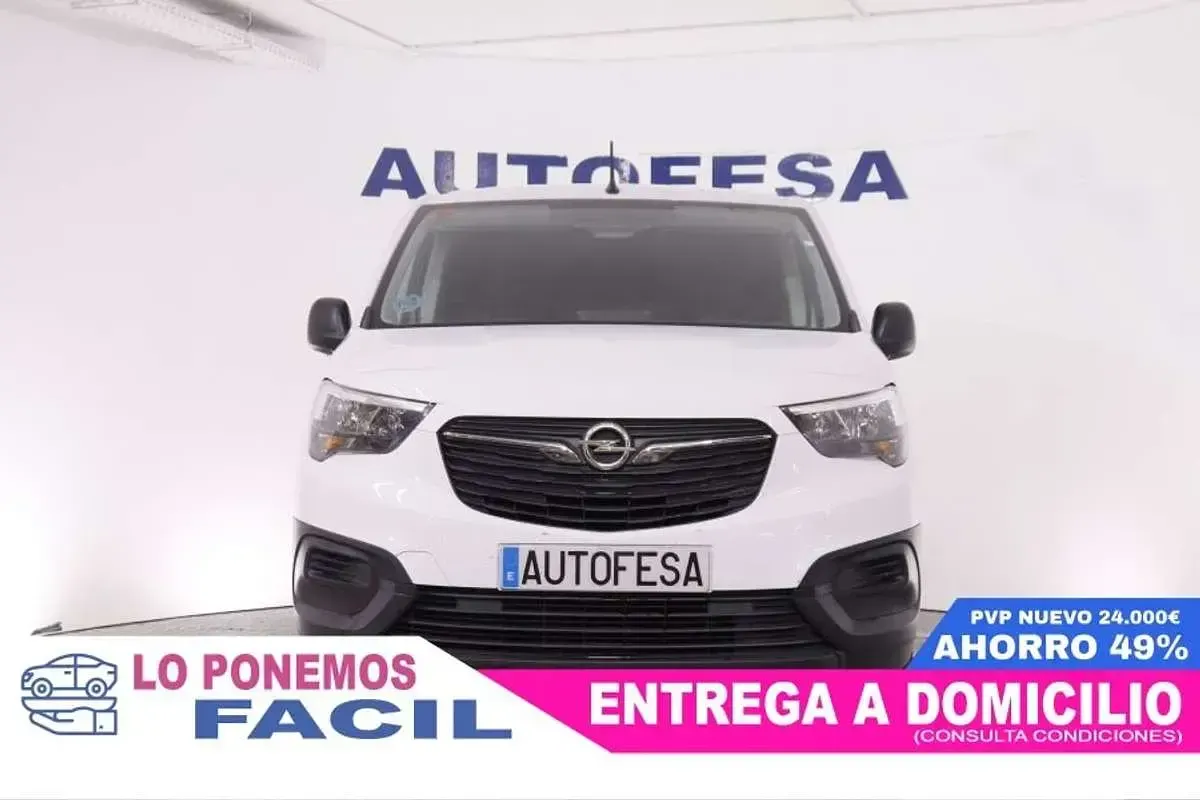 Usado Opel Combo 101 CV (74 kW) 2022 Blanco Monovolumen