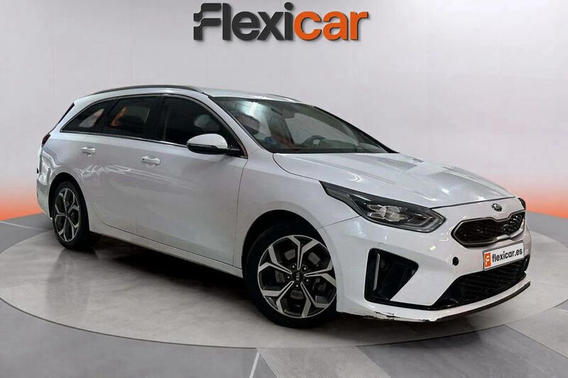 Blanco Usado 2021 Kia Ceed GT-Line Familiar | 12.990 € - Imagen 1/4