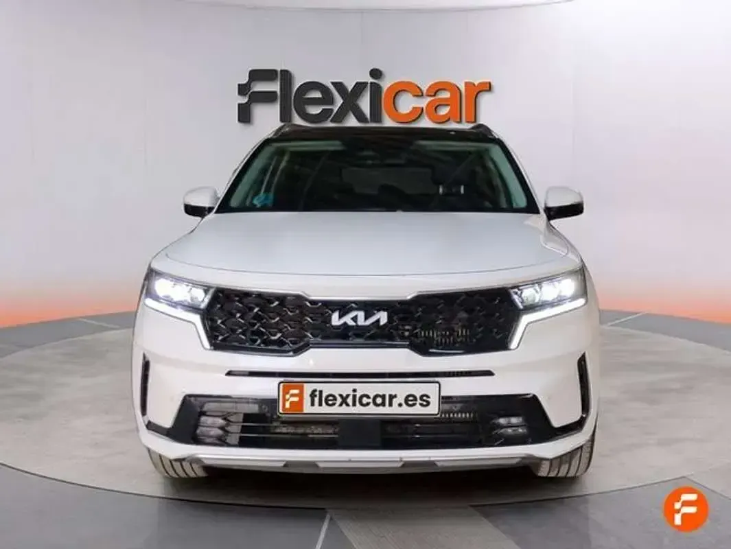 Usado Kia Sorento Plus 232 CV (170 kW) 2024 Blanco SUV