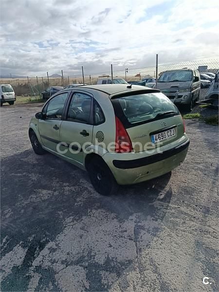Usado Citroën C3 61 CV (44 kW) 2004 Verde Berlina