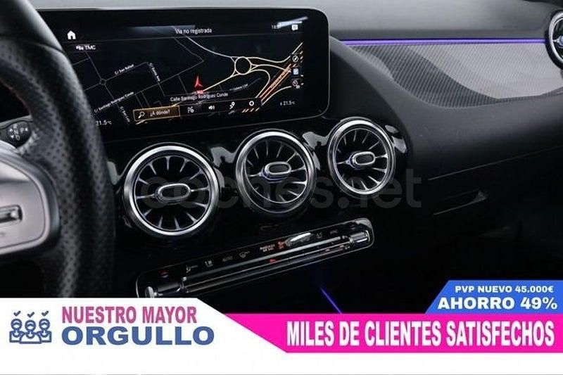 Usado Mercedes B200 AMG line 150 CV (110 kW) 2020 Verde Monovolumen