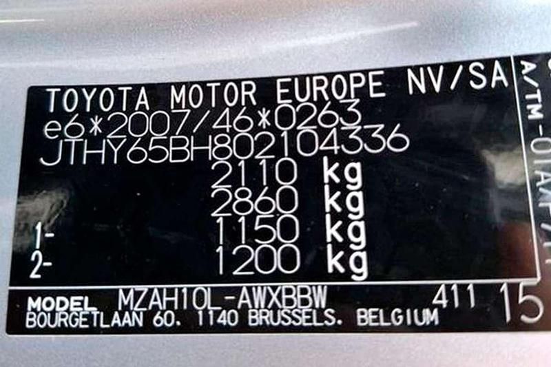 Usado Lexus UX 250h Business Edition 184 CV (135 kW) 2022 Gris SUV