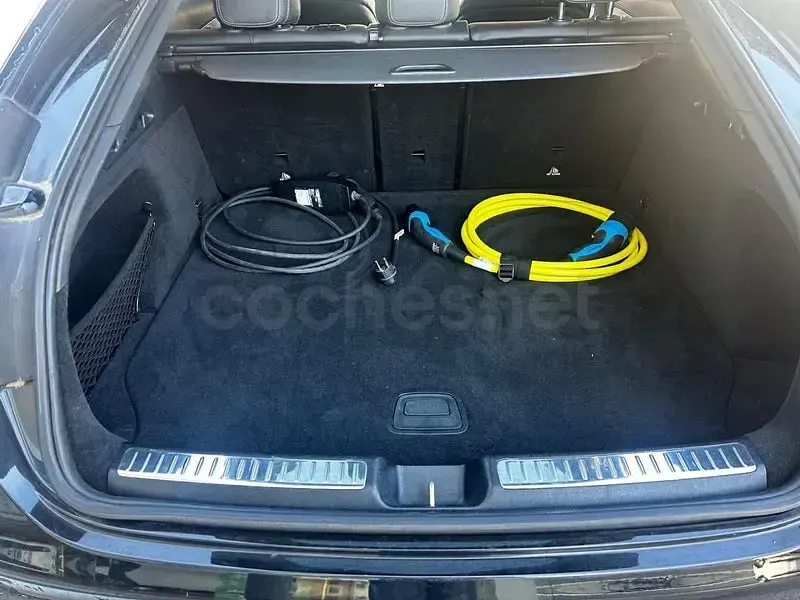 Usado Mercedes GLC300e 306 CV (225 kW) 2022 Negro SUV