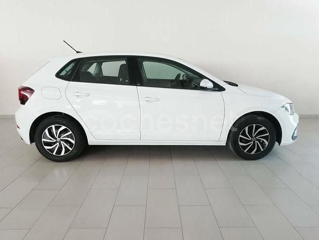 Usado VW Polo Life 95 CV (69 kW) 2022 Blanco Berlina