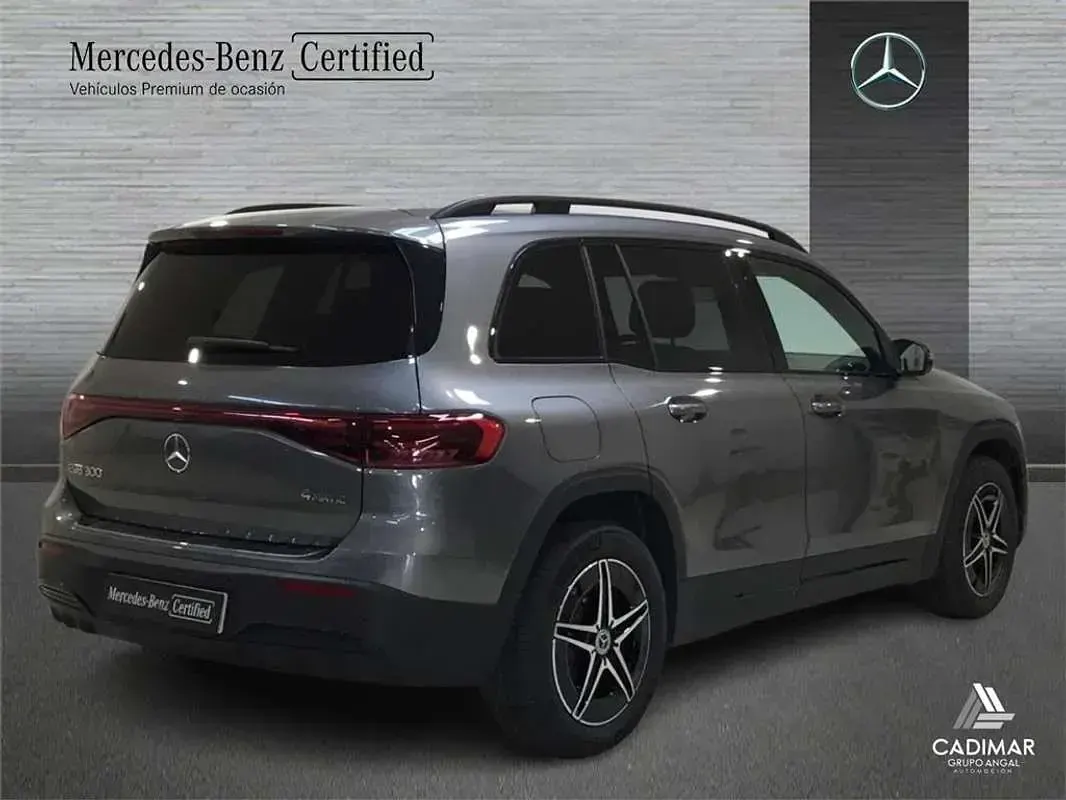 Usado Mercedes EQB300 167 kW (228 CV) 2025 SUV