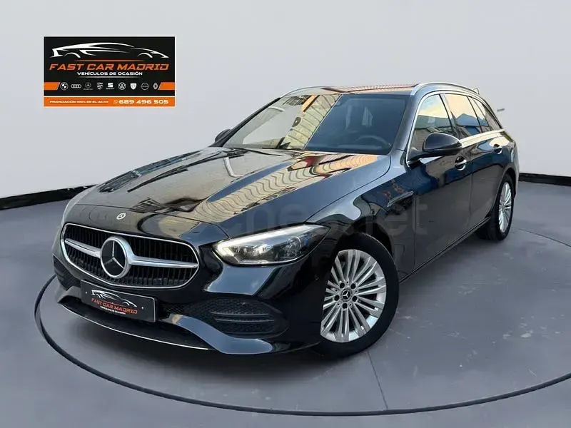 Usado Mercedes C200 204 CV (150 kW) 2024 Negro Familiar
