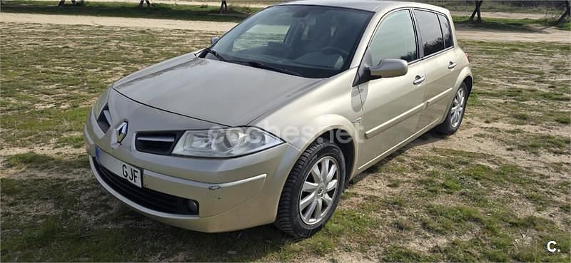 Usado Renault Mégane II 105 CV (77 kW) 2008 Beige Berlina