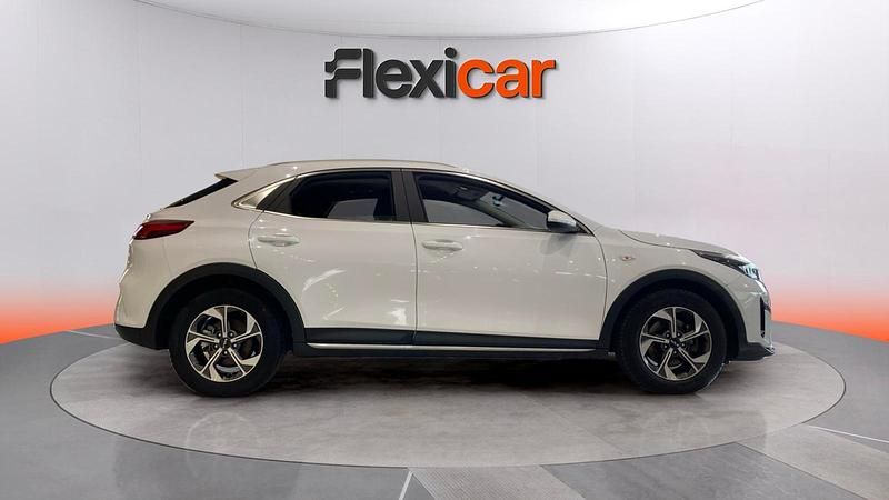 Usado Kia XCeed 120 CV (88 kW) 2023 Blanco SUV