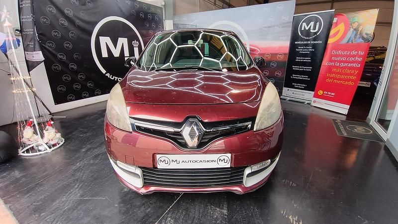 Usado Renault Scénic III Bose Edition 110 CV (80 kW) 2015 Gris / plata Monovolumen