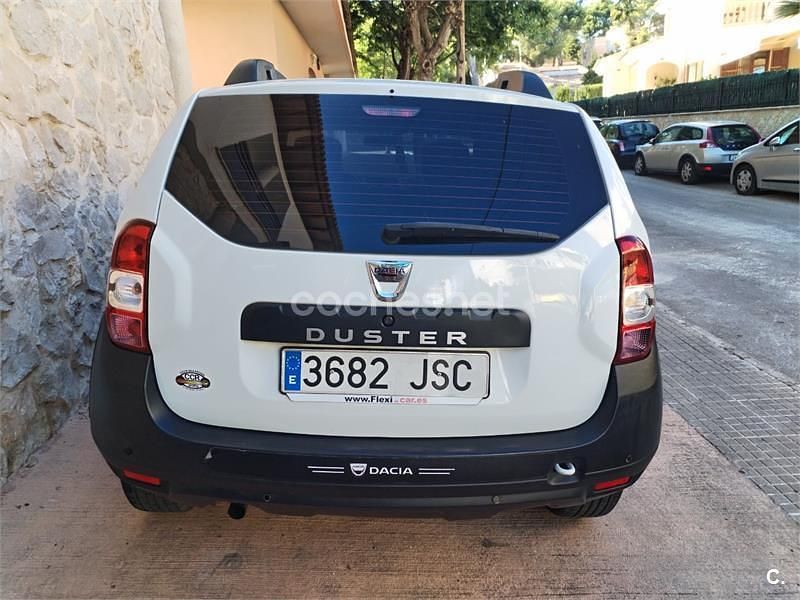 Usado Dacia Duster Lauréate 125 CV (91 kW) 2016 Blanco SUV