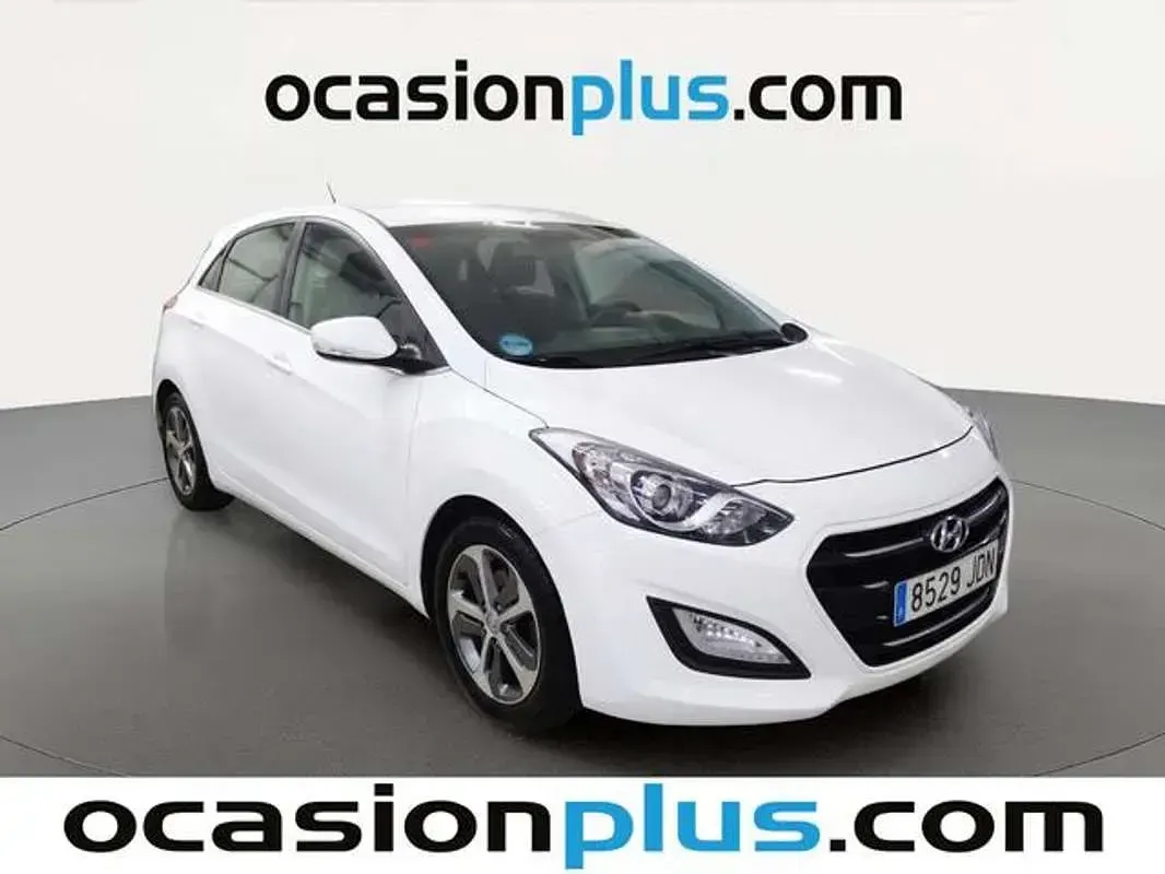 Usado Hyundai i30 GO! 101 CV (74 kW) 2015 Blanco Utilitario
