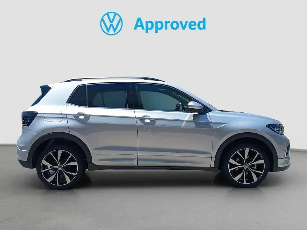 Usado VW T-Cross R-line 116 CV (85 kW) 2025 Blanco SUV