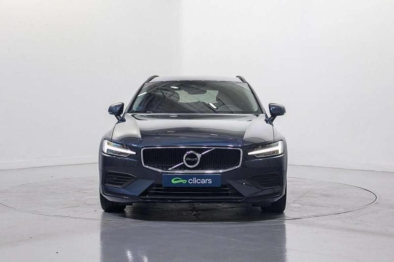 Usado Volvo V60 Momentum 197 CV (144 kW) 2021 Azul Familiar